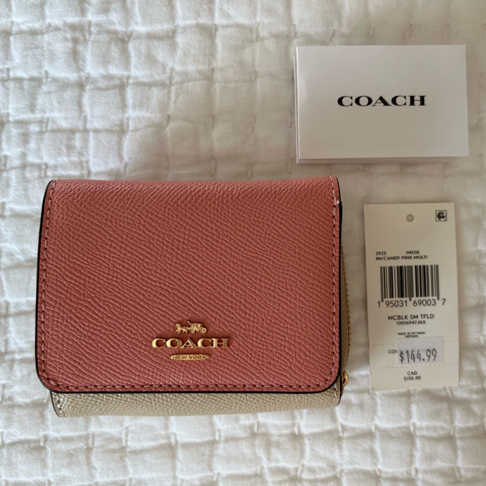 NWT Coach Wallet - Coral and Sand